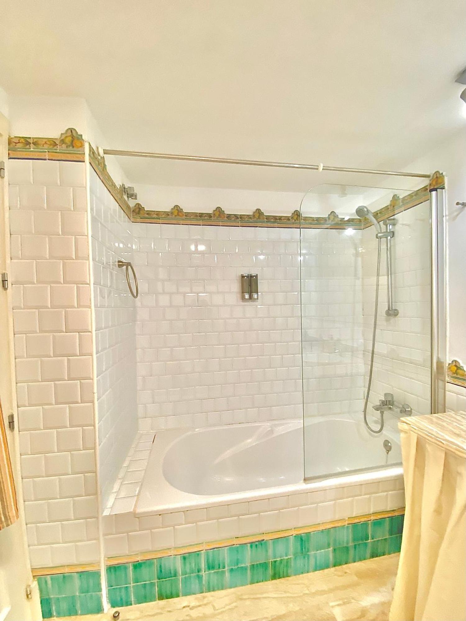 Rentalsevilla Tintes Bagian luar foto